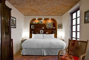 Hacienda Sepulveda Hotel & SPA