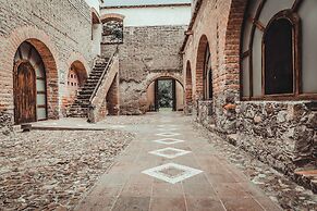 Hacienda Sepulveda Hotel & SPA