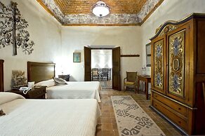 Hacienda Sepulveda Hotel & SPA