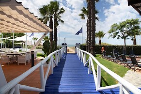 DoubleTree by Hilton Islantilla Beach Golf Resort