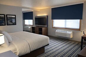 AmericInn by Wyndham Dickinson