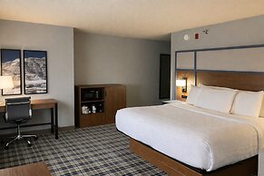AmericInn by Wyndham Dickinson