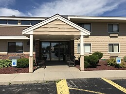AmericInn by Wyndham West Bend