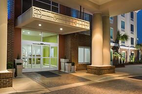 Holiday Inn Express Hotel & Suites Florence I-95 at Hwy 327 by IHG