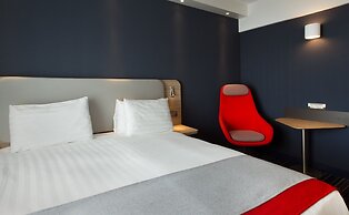 Holiday Inn Express Geneva Airport by IHG