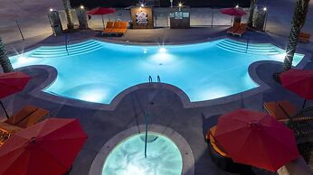 Cannery Hotel & Casino