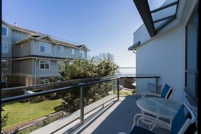 Ocean Promenade Hotel