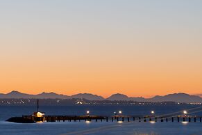 Ocean Promenade Hotel