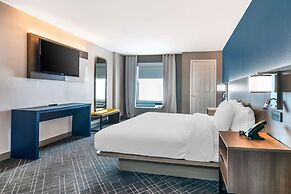 Comfort Inn & Suites St. Louis - Chesterfield
