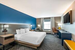 Comfort Inn & Suites St. Louis - Chesterfield
