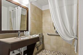 Country Inn & Suites by Radisson, Hinesville, GA