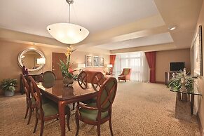 Embassy Suites by Hilton at Hot Springs Convention Center