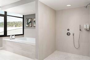 Embassy Suites by Hilton at Hot Springs Convention Center