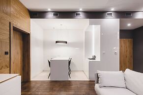 Courtyard by Marriott Warsaw Airport