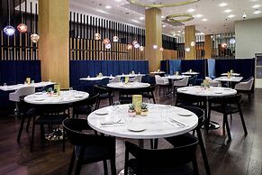 Courtyard by Marriott Warsaw Airport