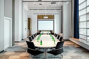 Courtyard by Marriott Warsaw Airport