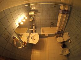 Somriu Hotel City M28