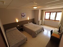 Somriu Hotel City M28