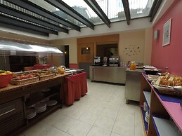 Somriu Hotel City M28