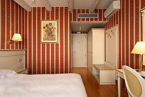 Noventa Hotel