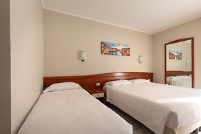 Noventa Hotel
