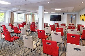 Holiday Inn Express Northampton - South by IHG
