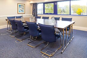 Holiday Inn Express Northampton - South by IHG