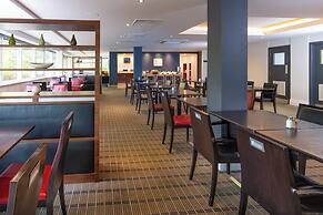 Holiday Inn Express Northampton - South by IHG