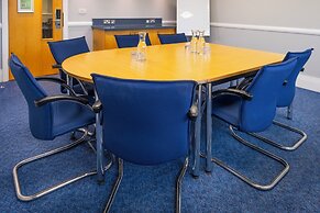 Holiday Inn Express Northampton - South by IHG