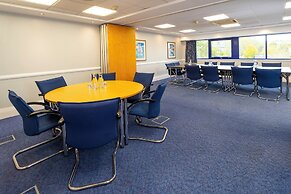 Holiday Inn Express Northampton - South by IHG