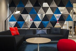 Holiday Inn Express London - Park Royal by IHG
