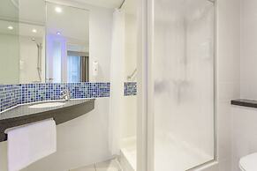 Holiday Inn Express London - Park Royal by IHG