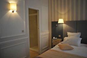 Hotel De L'Universite