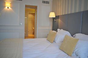 Hotel De L'Universite