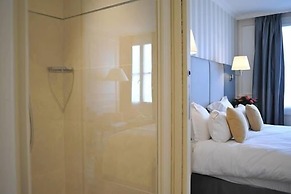 Hotel De L'Universite