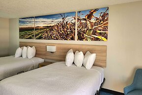 Days Inn & Suites by Wyndham New Iberia