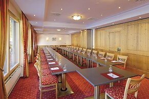 The Glacier Hotel (ex Eurotel Victoria)