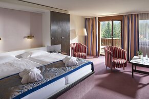 The Glacier Hotel (ex Eurotel Victoria)
