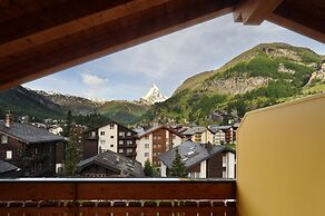 Alpine Hotel Perren