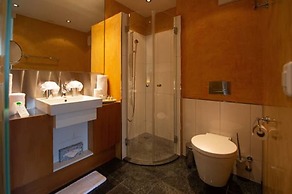 Hotel UTO KULM car-free hideaway in Zurich