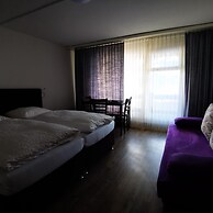 Hotel Crystal
