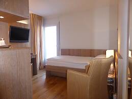 Hotel Helvetia Intergolf