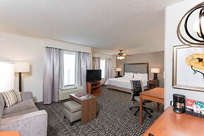 Homewood Suites by Hilton Indianapolis-Airport/Plainfield