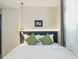 A Hotel Chinatown