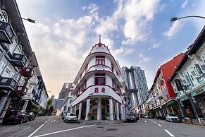 A Hotel Chinatown