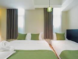 A Hotel Chinatown