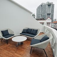 A Hotel Chinatown