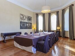 URH Palacio de Oriol Hotel