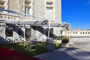 URH Palacio de Oriol Hotel