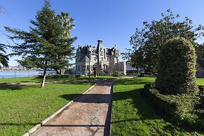 URH Palacio de Oriol Hotel